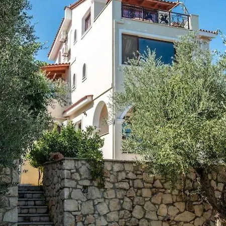 Unique View Maisonette Villa *